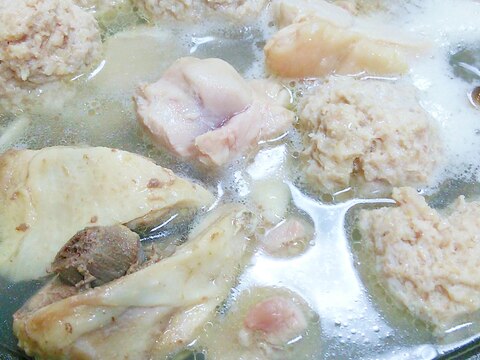 【鶏肉ぶつ切り】鶏の水炊き【あったか鍋】